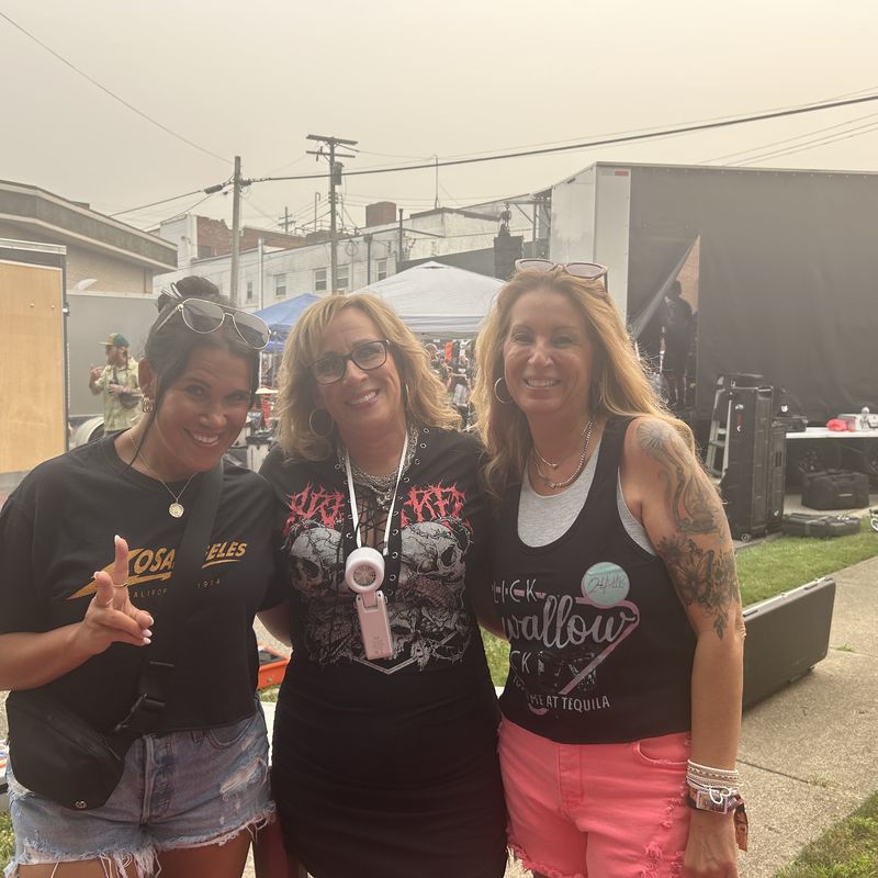 Rasan with fans at the Pre-Ink Festival